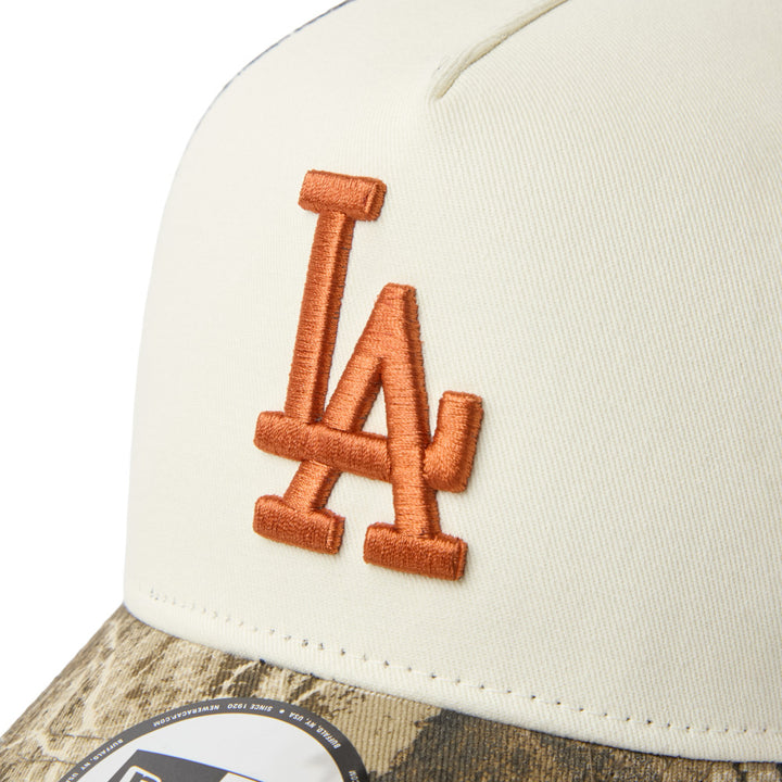 9FORTY A-Frame Trucker Los Angeles Dodgers Real Tree Camo 2-Tone Camo Visor Chrome White Adjustable