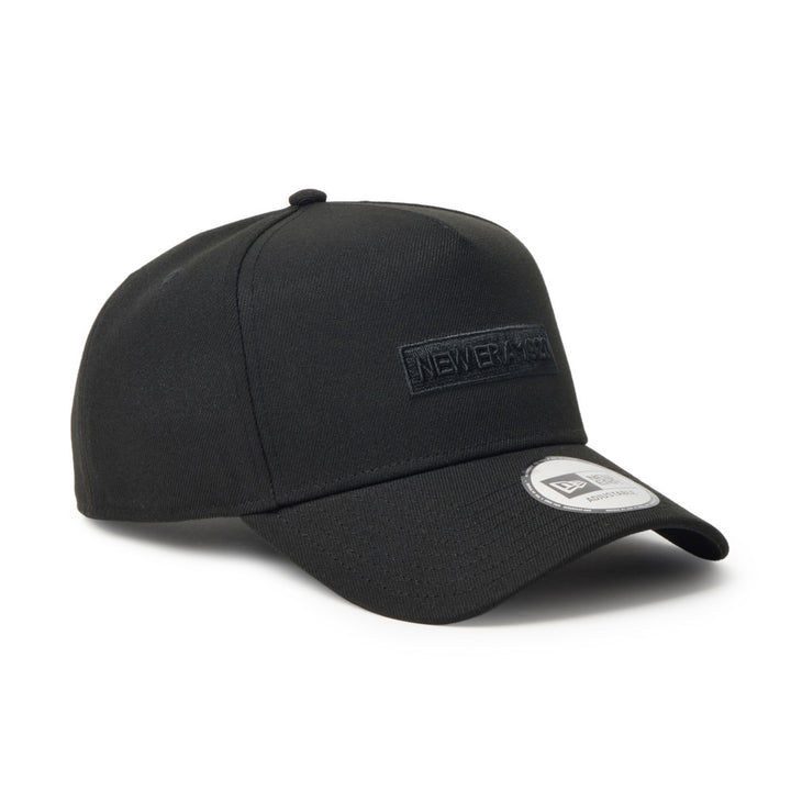 9FORTY A-Frame Metal Flag New Era 1920 Black/Gold Snapback