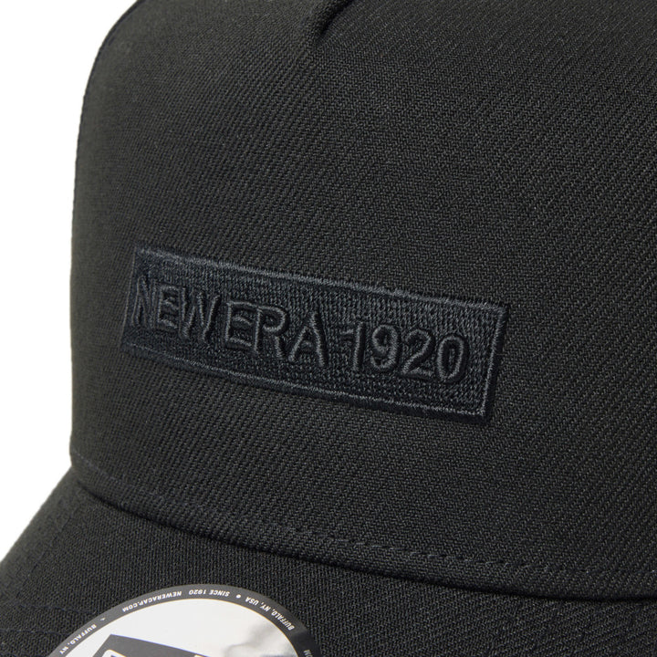 9FORTY A-Frame Metal Flag New Era 1920 Black/Gold Snapback