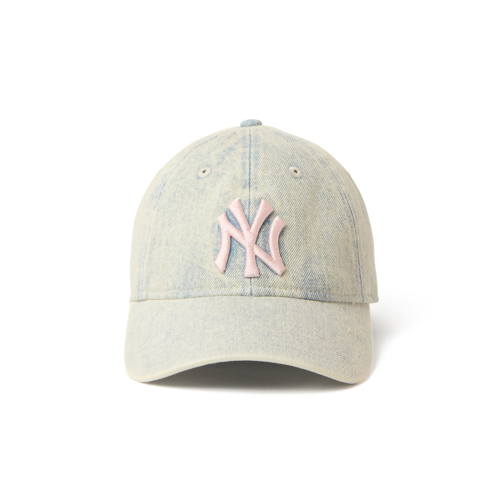 9TWENTY New York Yankees Over Dye Denim White Adjustable