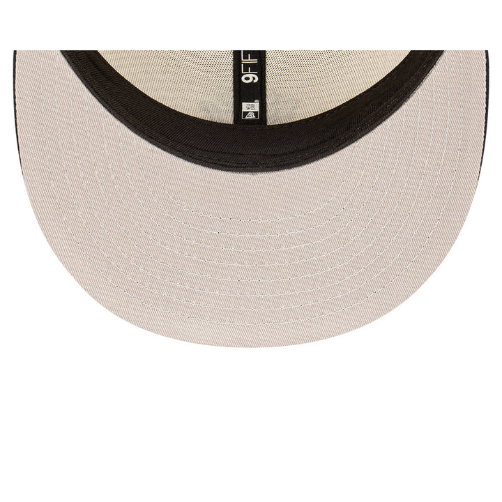 9FIFTY New York Yankees 2-Tone Navy Visor Chrome White Snapback