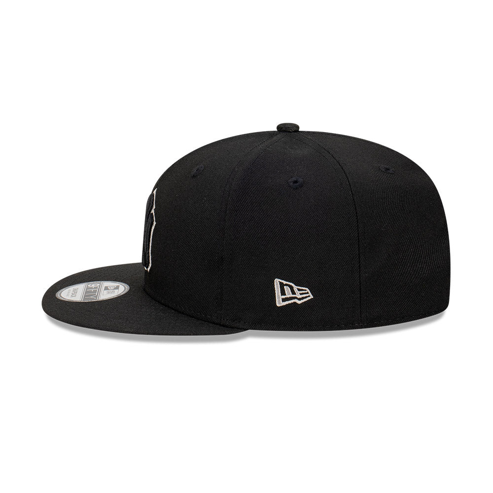 9FIFTY New York Yankees Gray Outline Repreve Black Snapback