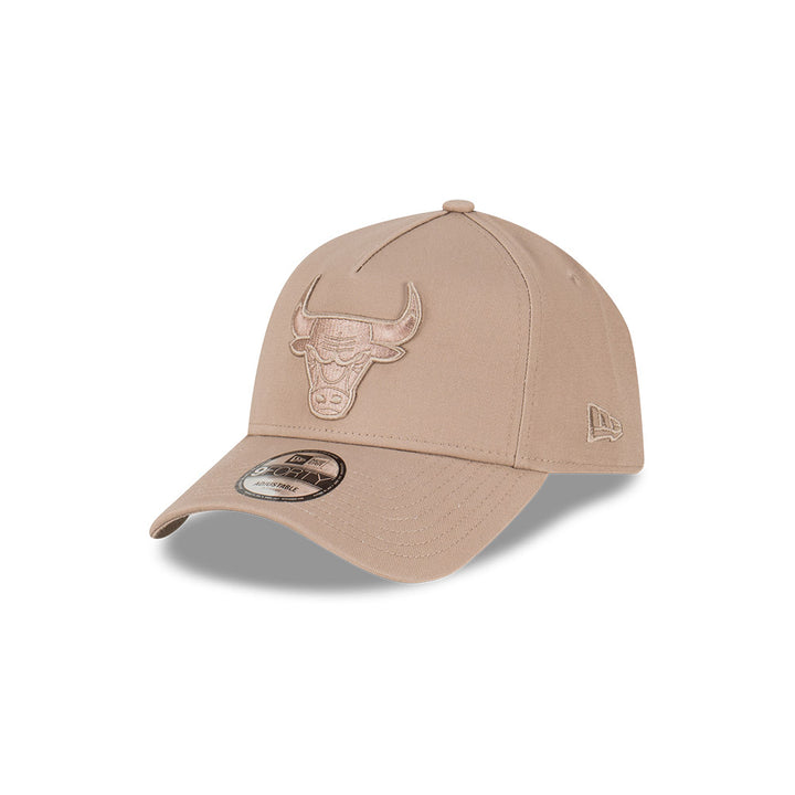 9FORTY A-Frame Chicago Bulls Tonal Emboss Ash Brown Snapback