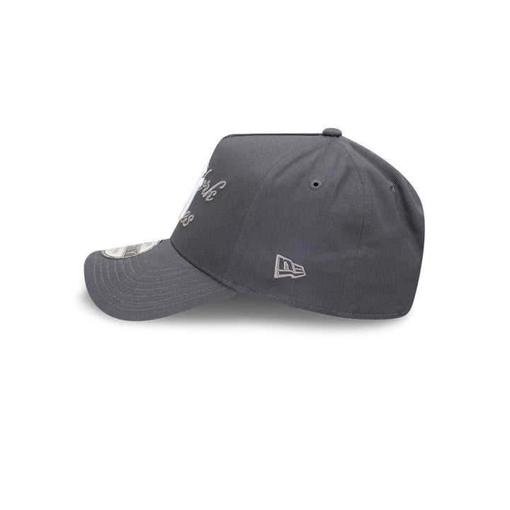 9FORTY A-Frame New York Yankees Tonal Script Graphite Snapback