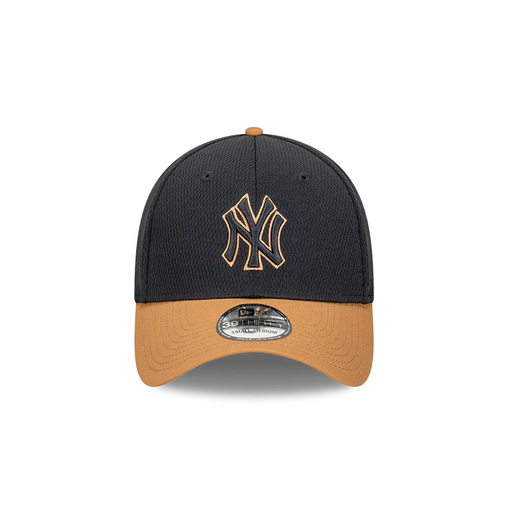 39THIRTY New York Yankees Dashmark Black 2-Tone Fitted