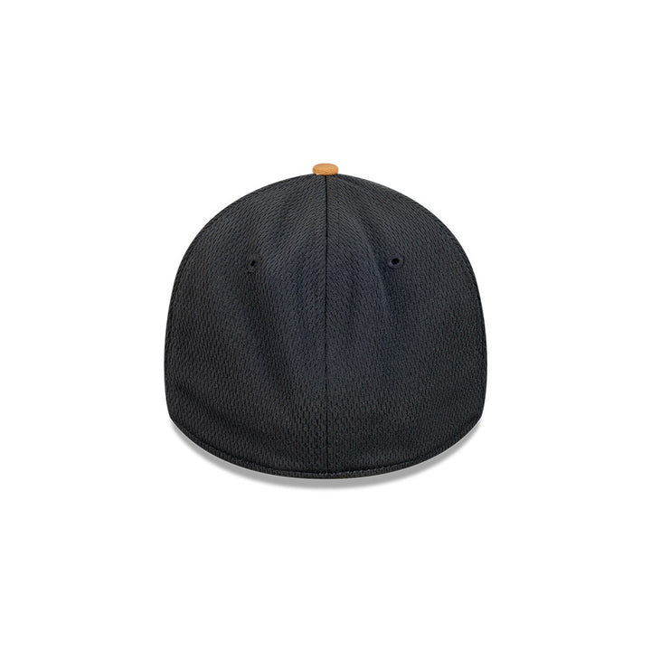 39THIRTY New York Yankees Dashmark Black 2-Tone Fitted