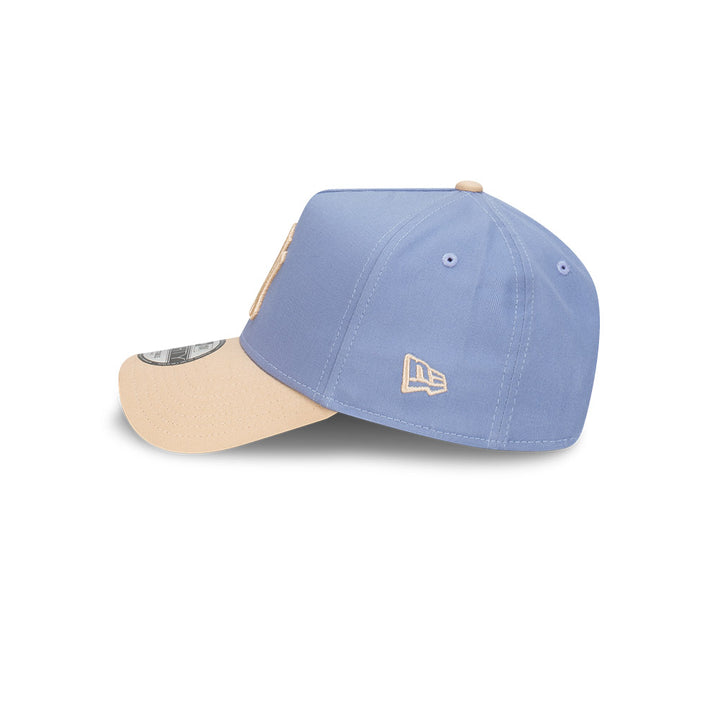9FORTY A-Frame New York Yankees Blueberry Cream 2-Tone Oat Milk Visor Iris Flower Snapback