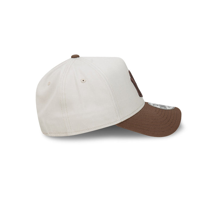 9FORTY A-Frame New York Yankees 2-Tone Vintage Stone Walnut Snapback
