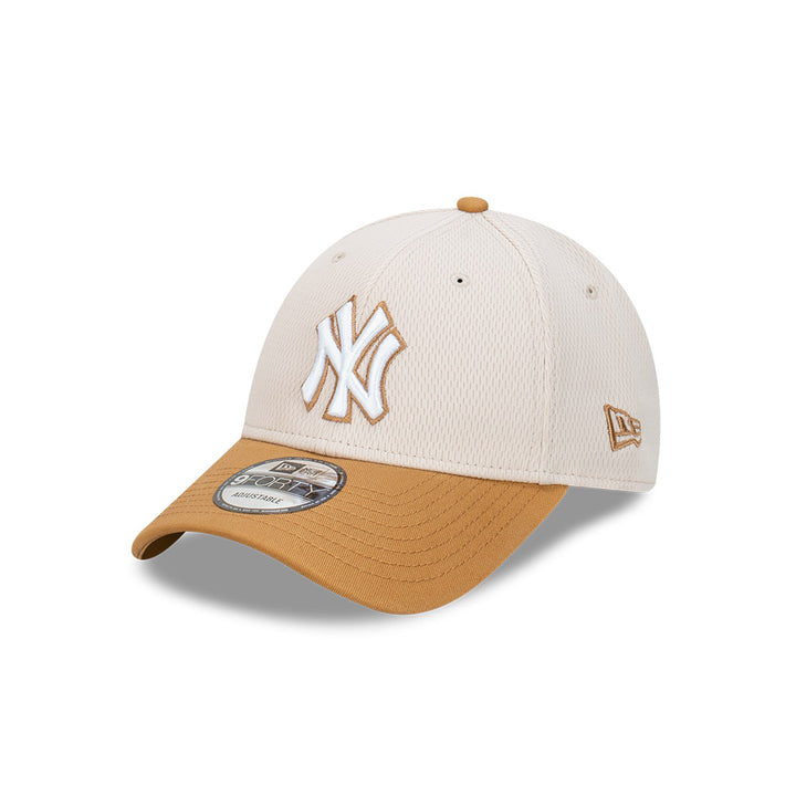9FORTY New York Yankees Dashmark 2-Tone Wheat Visor Stone Adjustable