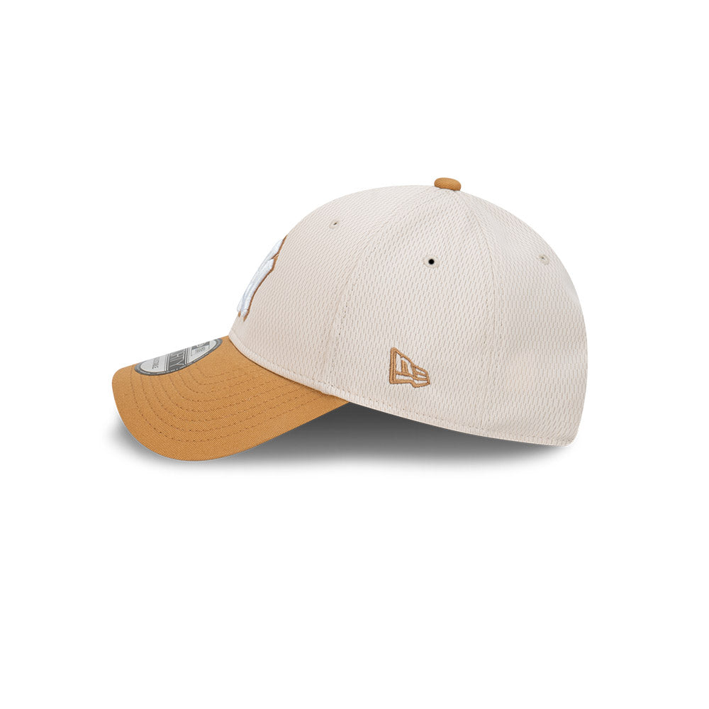 9FORTY New York Yankees Dashmark 2-Tone Wheat Visor Stone Adjustable