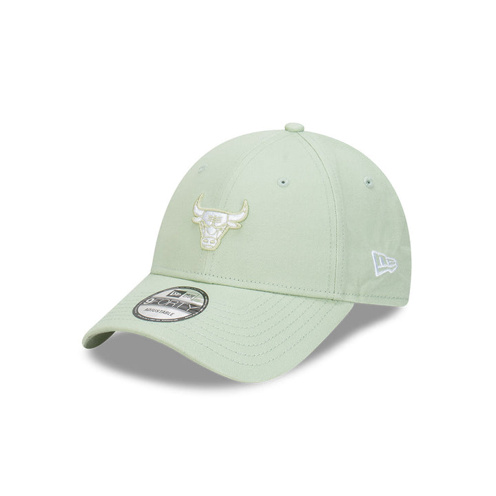 9FORTY Chicago Bulls Seasonal Midi Soft Grass Adjustable