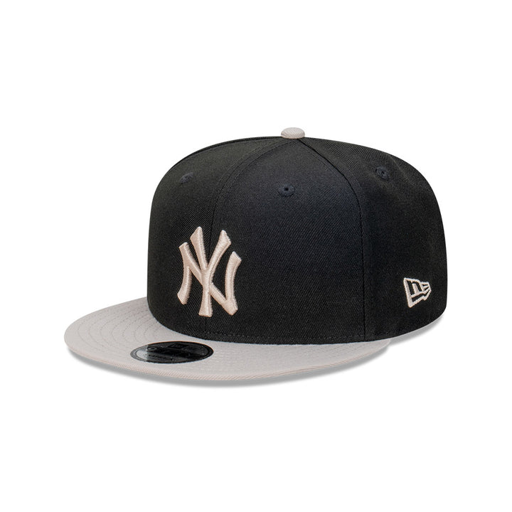 9FIFTY New York Yankees 2-Tone Black Stone Snapback