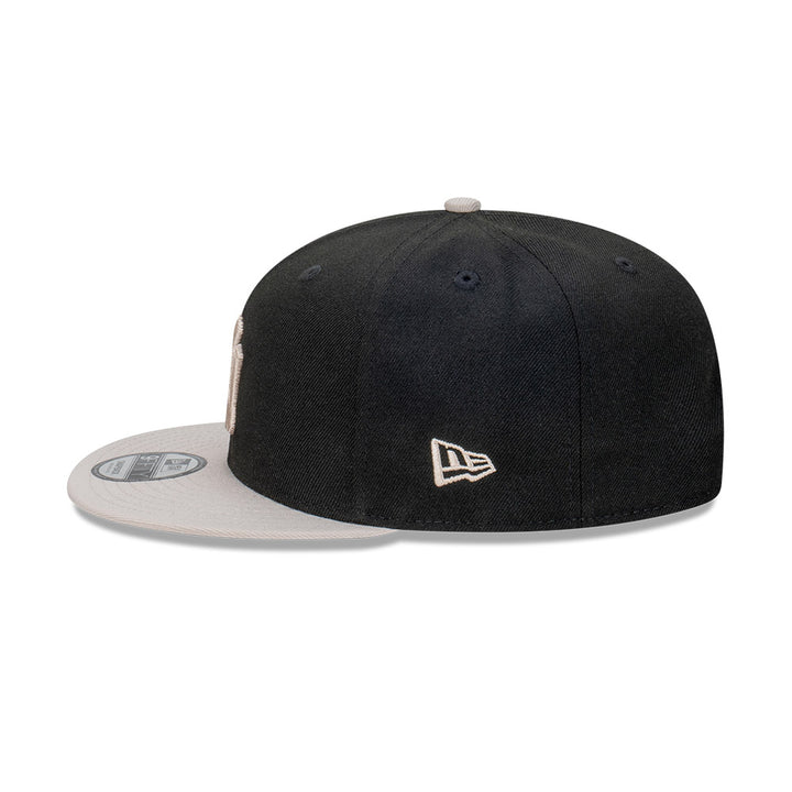 9FIFTY New York Yankees 2-Tone Black Stone Snapback
