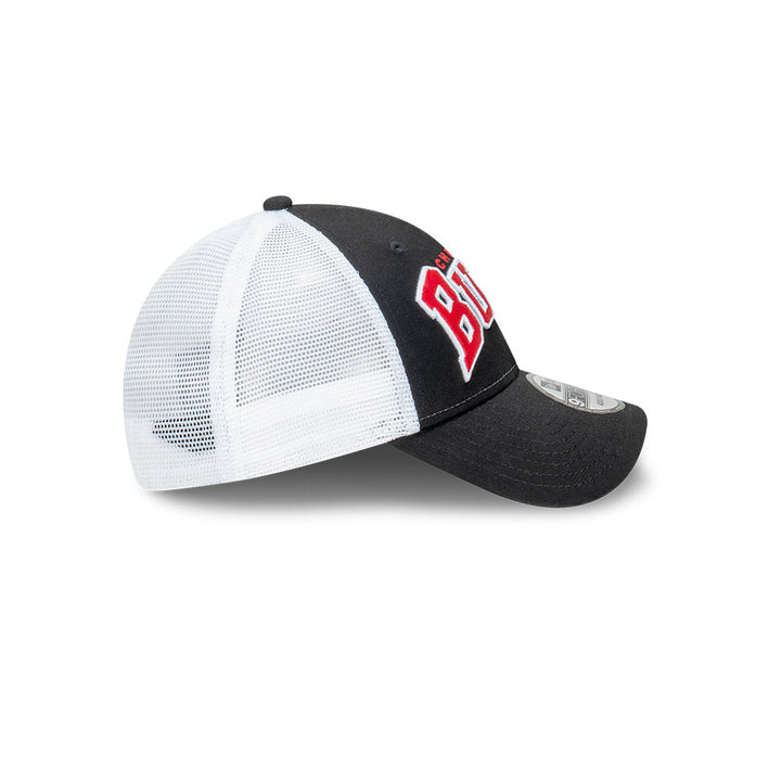 9FORTY Trucker Chicago Bulls Arch Black Snapback