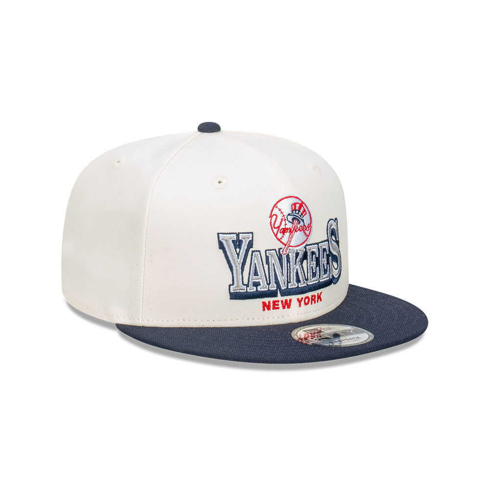 9FIFTY New York Yankees Stack Script 2-Tone Navy Visor Chrome White Snapback