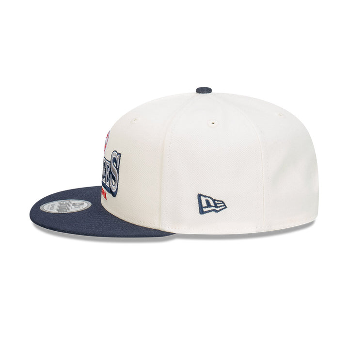 9FIFTY New York Yankees Stack Script 2-Tone Navy Visor Chrome White Snapback