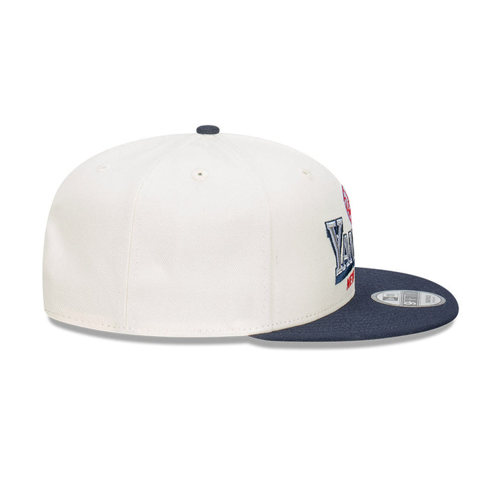 9FIFTY New York Yankees Stack Script 2-Tone Navy Visor Chrome White Snapback