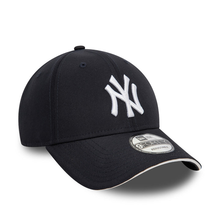 9FORTY New York Yankees Microfibre Navy Adjustable
