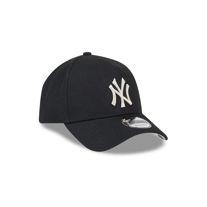 9FORTY A-Frame New York Yankees Black Stone Repreve Black Snapback