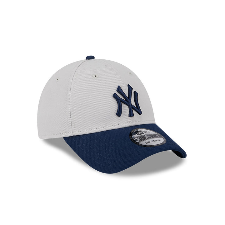 9FORTY CS New York Yankees Oceanside 2 Tone Repreve Stone Adjustable