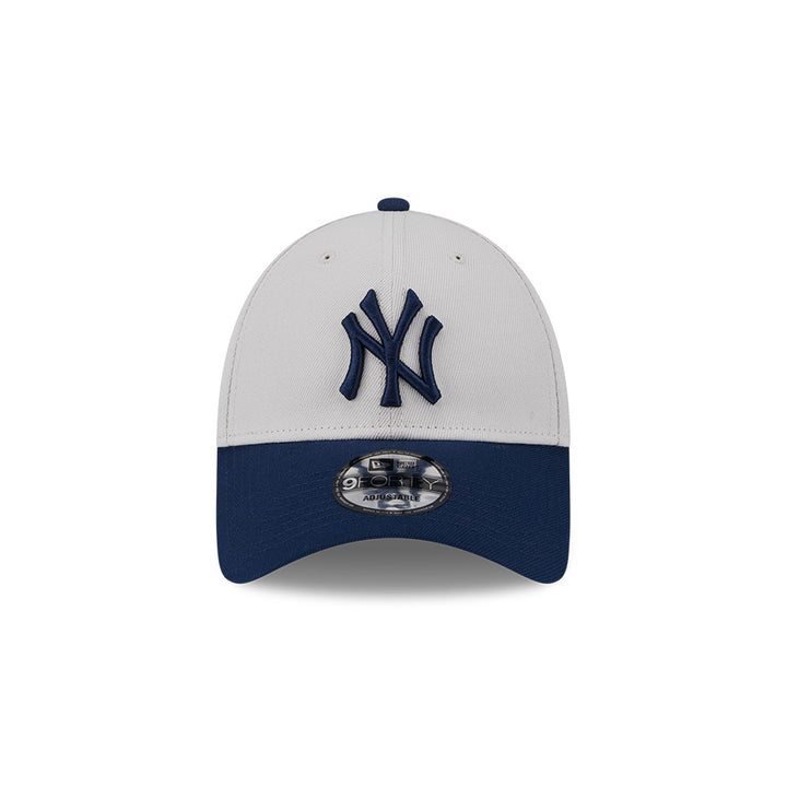 9FORTY CS New York Yankees Oceanside 2 Tone Repreve Stone Adjustable