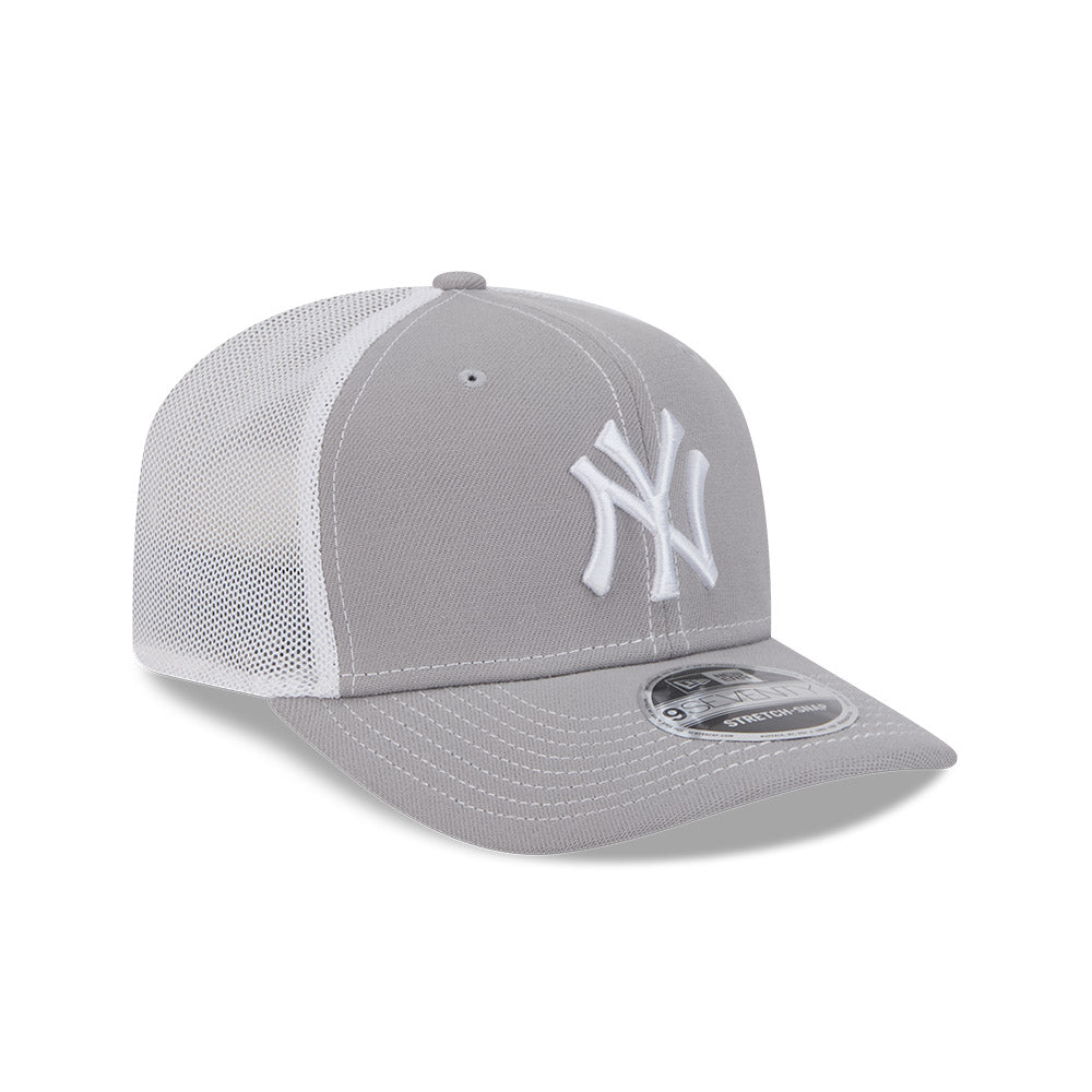 9SEVENTY New York Yankees Grey Contrast Stretch Snapback