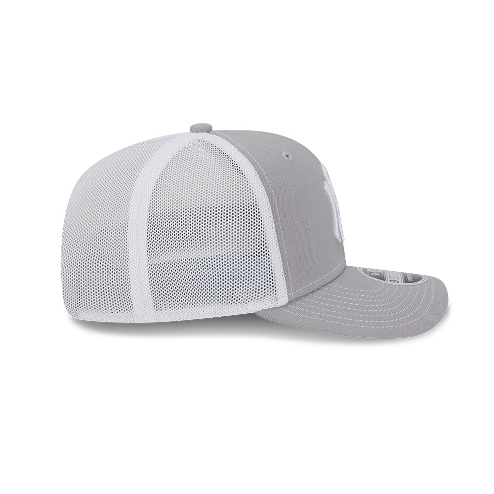 9SEVENTY New York Yankees Grey Contrast Stretch Snapback