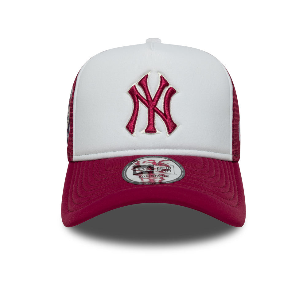 9FORTY E-Frame Trucker New York Yankees Cooperstown World Series 2-Tone Cherry Jam Visor Optic White Snapback