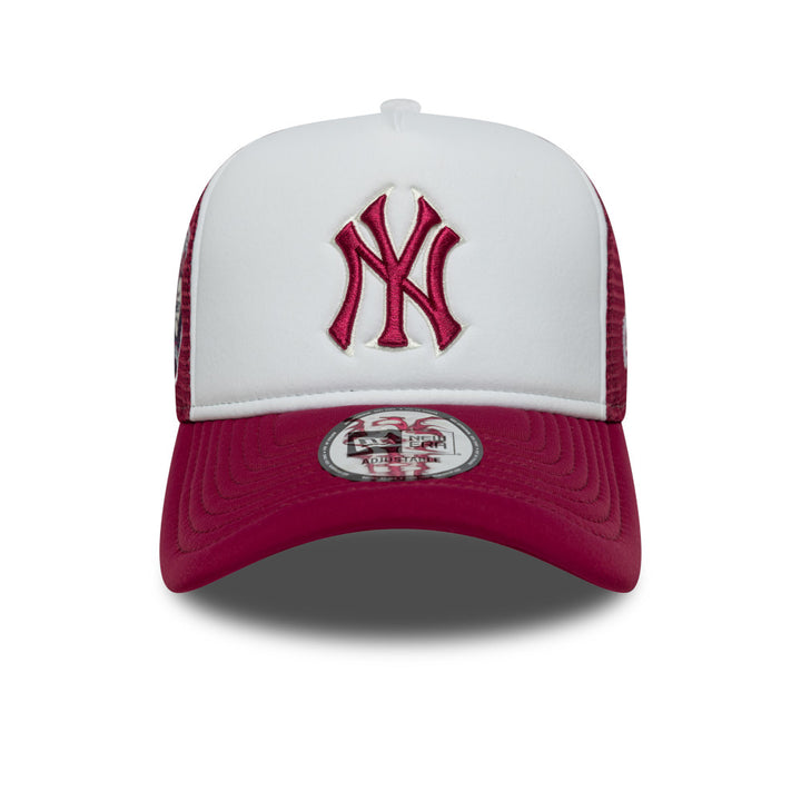 9FORTY E-Frame Trucker New York Yankees Cooperstown World Series 2-Tone Cherry Jam Visor Optic White Snapback