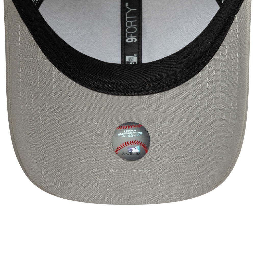 9FORTY Trucker New York Yankees Flawless Gray Adjustable