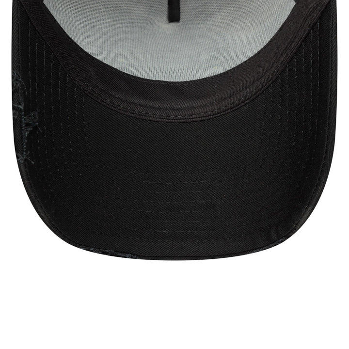 9FORTY E-Frame Trucker New Era Oval Canvas Distress Black Snapback