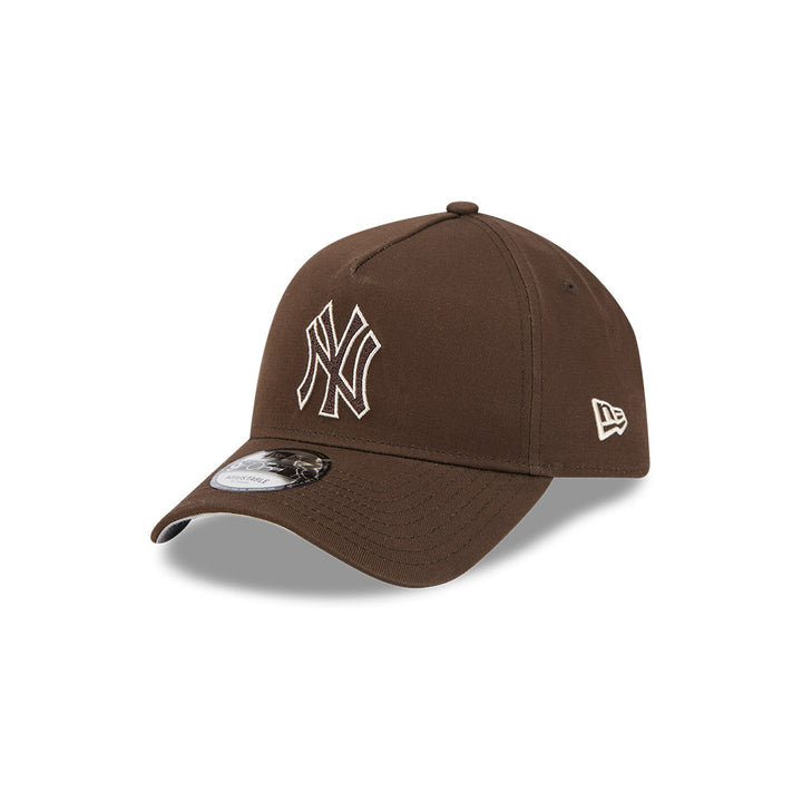 9FORTY A-Frame New York Yankees Earth Tone Chainstitch Walnut Snapback