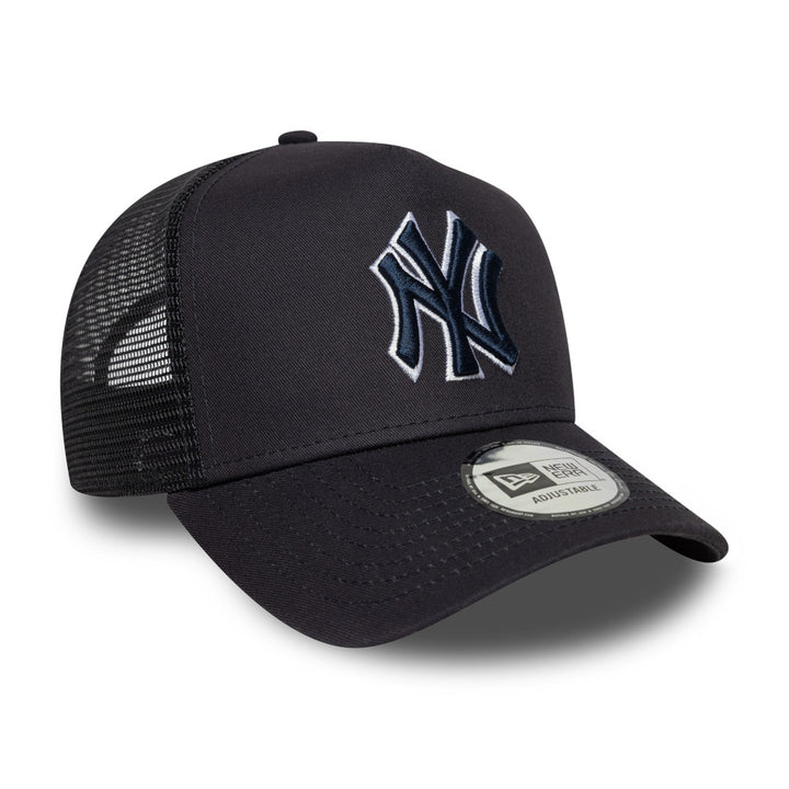 9FORTY E-Frame Trucker New York Yankees Outline Navy Snapback
