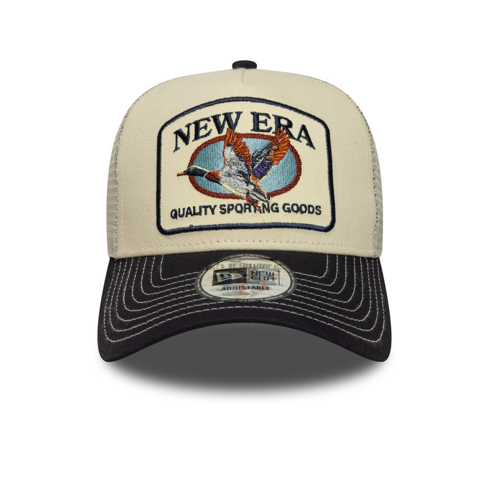 9FORTY E-Frame Trucker New Era Animal Patch Navy Visor Light Cream Snapback