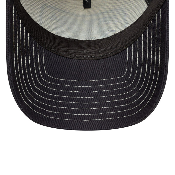 9FORTY E-Frame Trucker New Era Animal Patch Navy Visor Light Cream Snapback