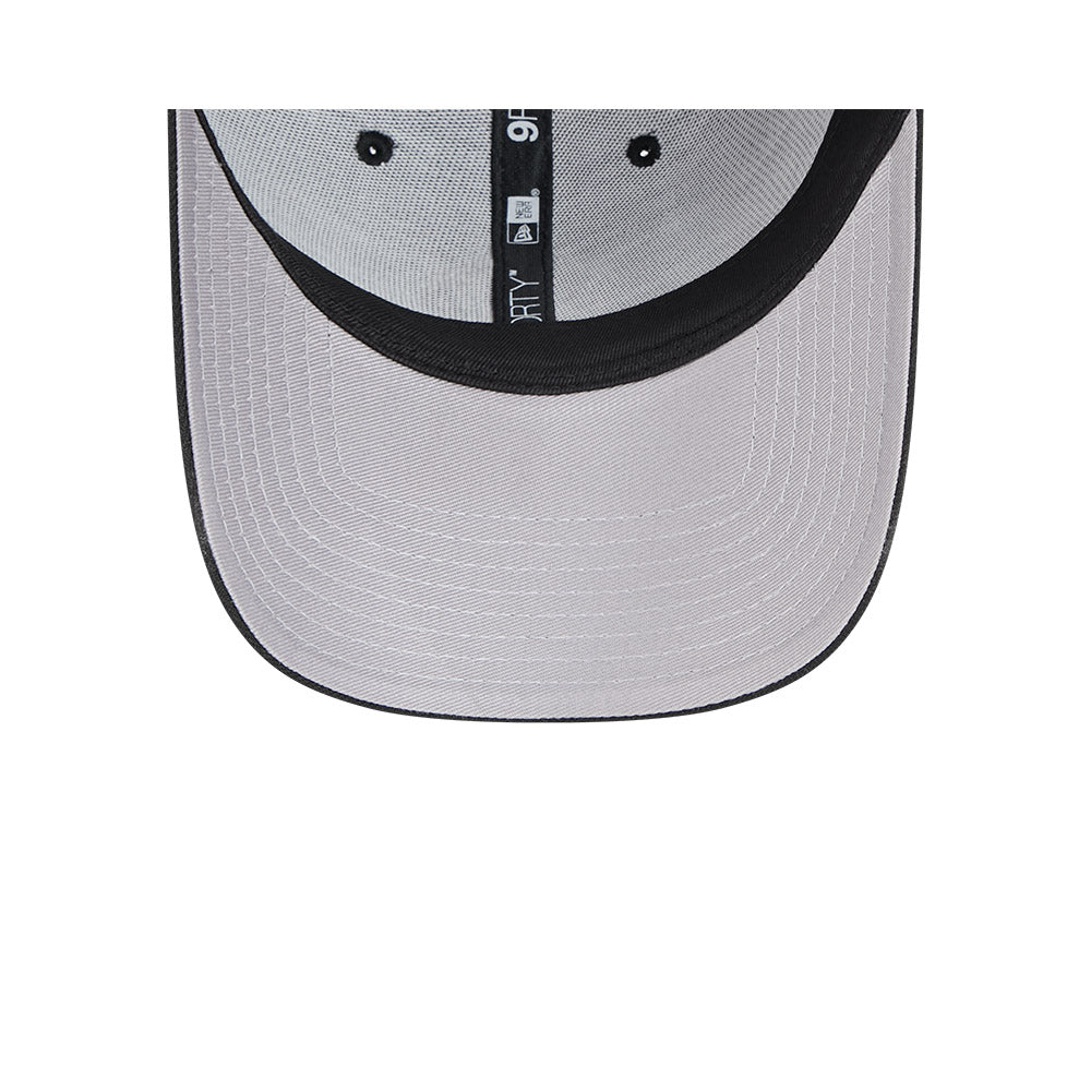 9FORTY New York Yankees Black Metallic Snapback