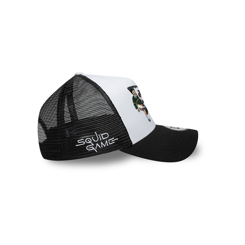 9FORTY E-Frame Trucker New Era x Netflix Squid Game Black White Snapback