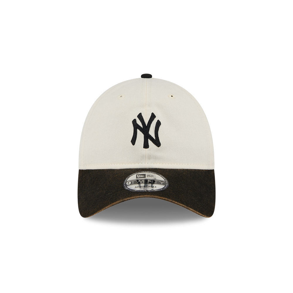 9TWENTY New York Yankess 2-Tone Snow Wash Black Visor Stone Adjustable