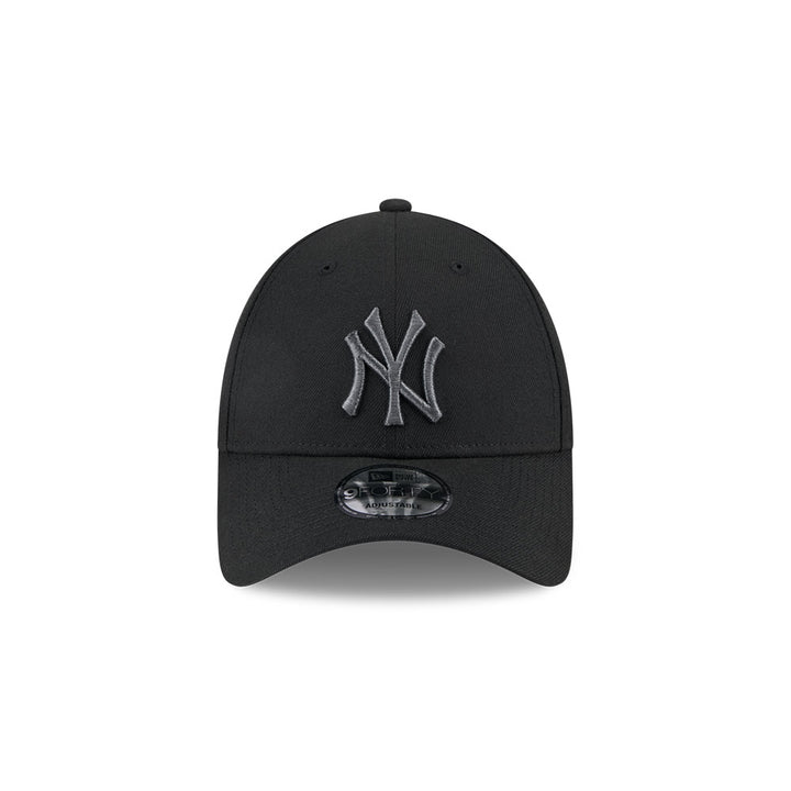 9FORTY New York Yankees Metallic Black Snapback