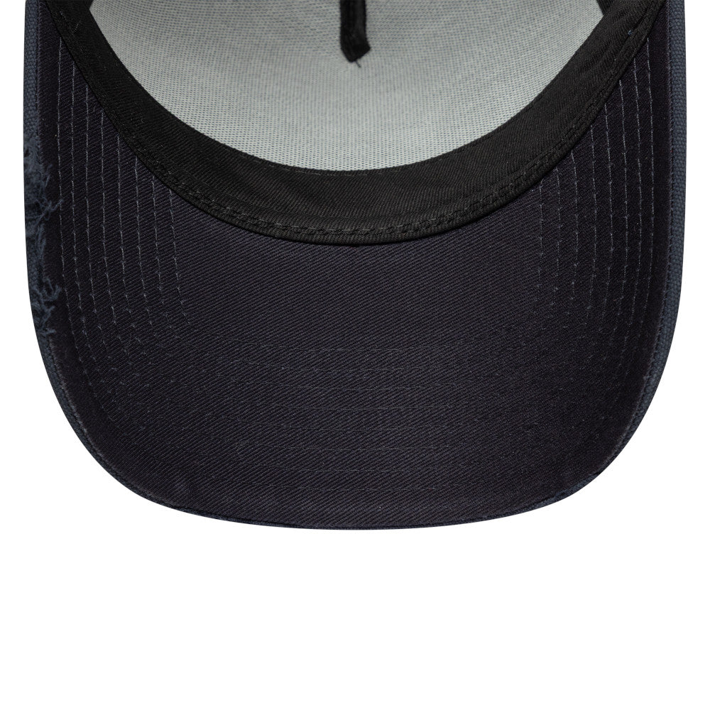 9FORTY E-Frame Trucker New Era Oval Canvas Distress Navy Snapback