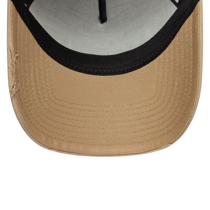 9FORTY E-Frame Trucker New Era Oval Canvas Distress Camel Snapback