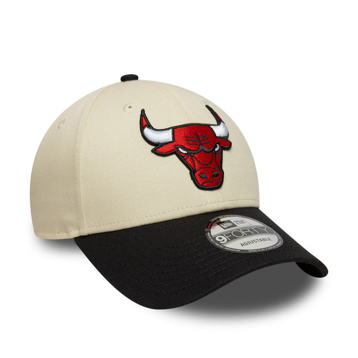 9FORTY Chicago Bulls Color Block 2-Tone Black Visor Light Cream Adjustable