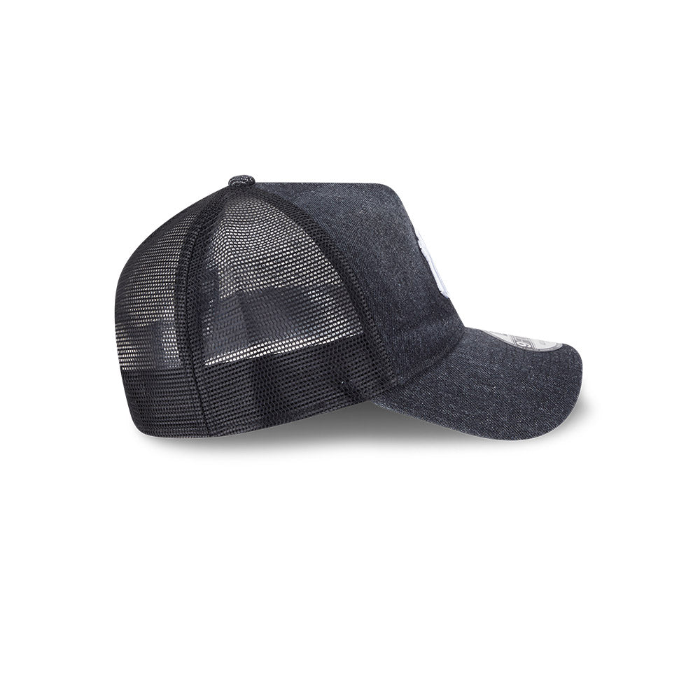 9FORTY A-Frame Trucker New York Yankees Washed Denim Black Snapback