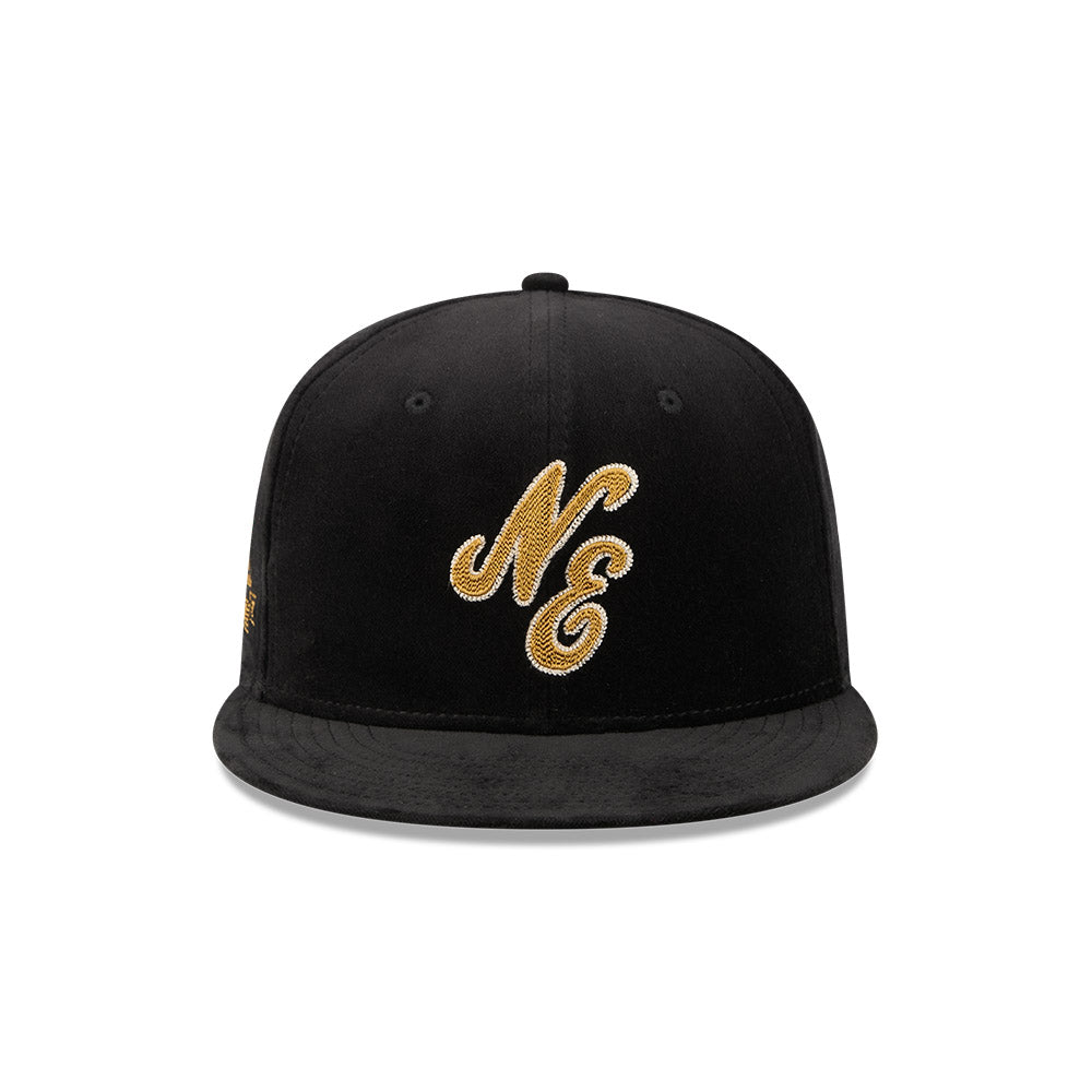 59FIFTY New Era 59FIFTY® Day Hollow Chainstitched Wordmark Velvet Black Fitted