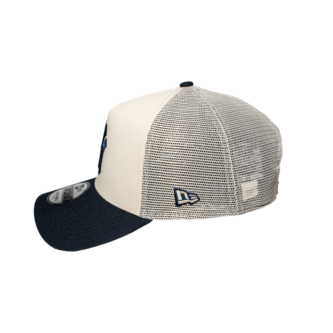 9FORTY A-Frame Trucker New York Yankees Stone Navy Snapback