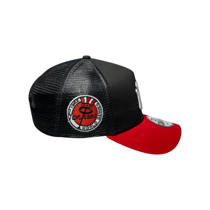 9FORTY A-Frame Trucker New York Yankees Black Scarlet Snapback