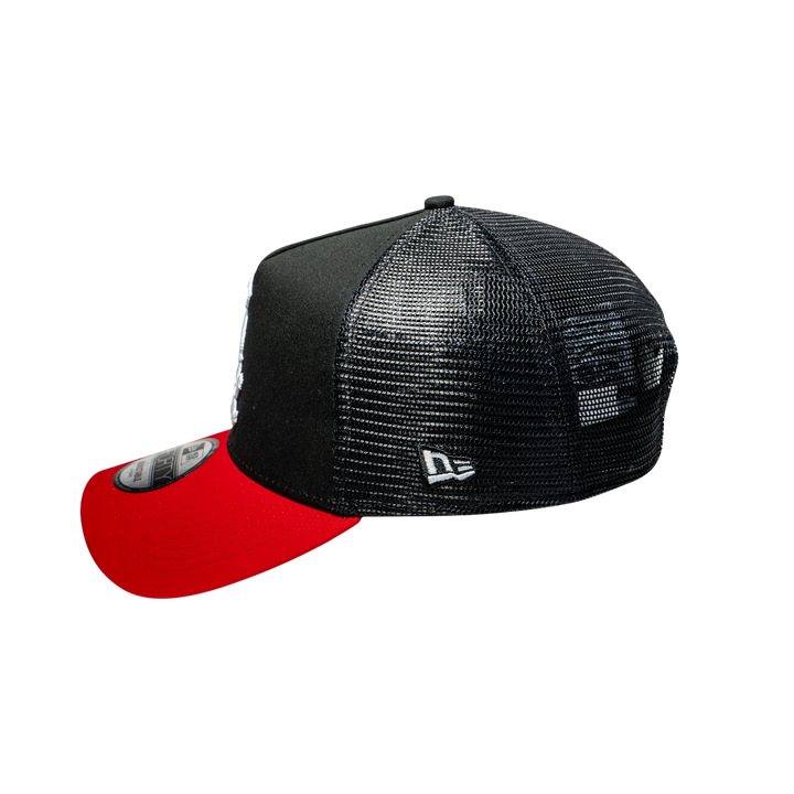9FORTY A-Frame Trucker Chicago White Sox Black Scarlet Snapback
