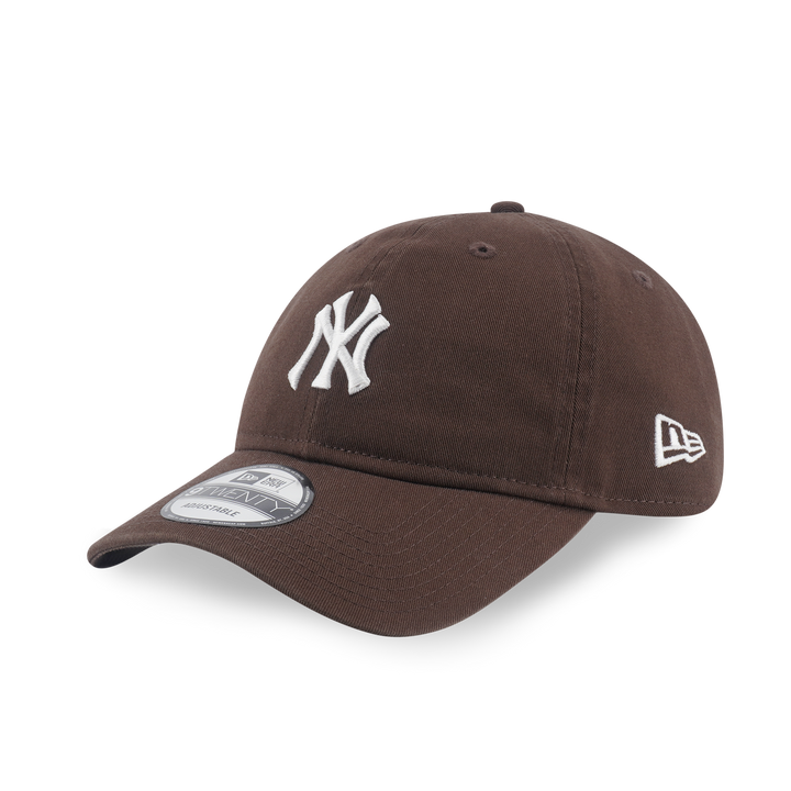 9TWENTY New York Yankees Cooperstown Pack Walnut Adjustable