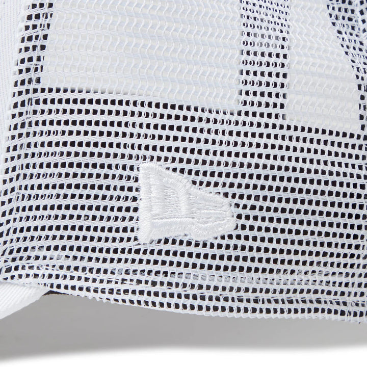 9FORTY A-Frame Trucker Metal Flag White Snapback