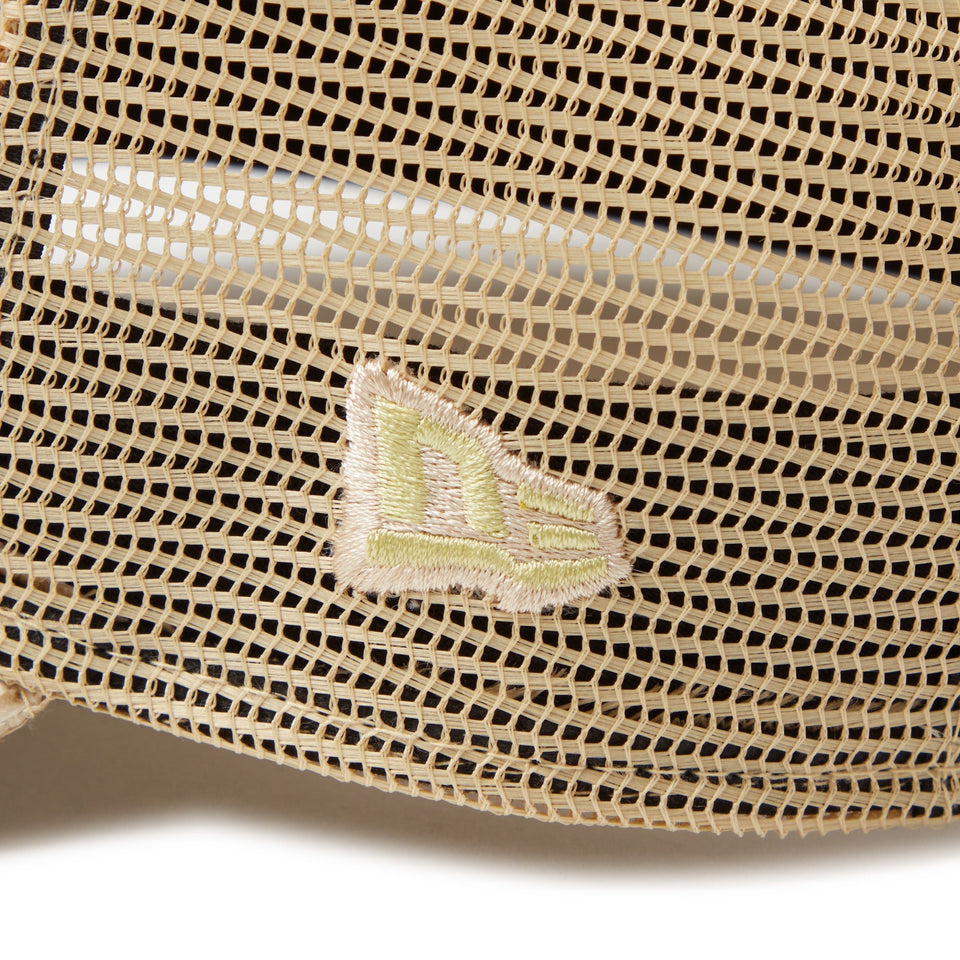 9FORTY Golf A-Frame Trucker Paper Box Logo Beige Snapback